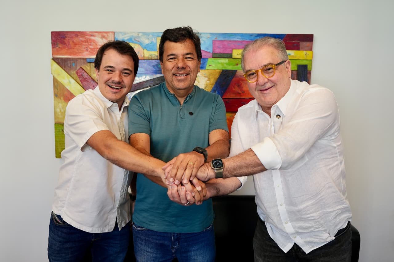 Augusto e Rodrigo Coutinho selam apoio a Mendonça Filho - Blog Cenário