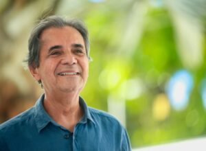 Gestão de Carlos Santana chega a 75% de aprovação, aponta Instituto Conecta 