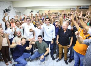 Silvio Costa Filho e Eriberto Filho reúnem apoiadores em ato político em Pesqueira 
