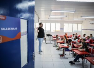Recife autoriza seleção simplificada para 60 professores da rede municipal 