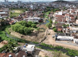 Caruaru inicia projetos para obras dos Canais dos Mocós e Vila Kennedy 