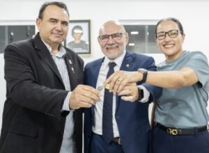 Sertânia assina contrato com UFPE e prevê implantação do curso de Medicina até 2027 