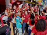 Breno Araújo inaugura comitê e leva campanha às ruas de Serra Talhada
