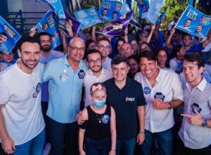 Anderson Correia inaugura comitê ao lado de Eduardo e Lula da Fonte
