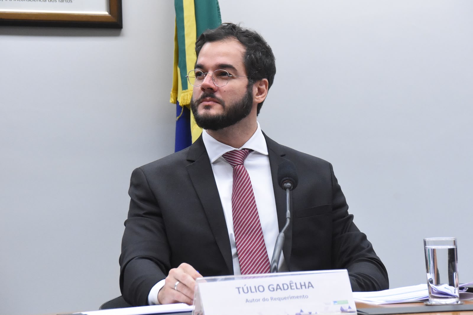PSD adia evento para anunciar suplentes de Túlio Gadêlha
