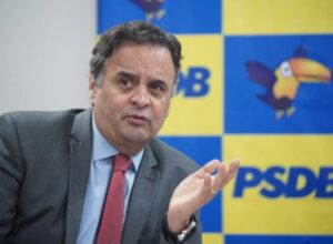 Aécio diz que PSDB apoia Raquel, mas federação não vai coligar