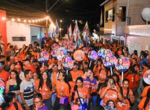Porta a Porta de Viviane Facundes mobiliza apoiadores em Gravatá