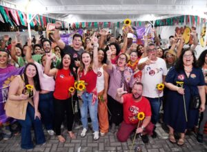 Marília Arraes recebe apoio de candidatos e militantes do PSOL