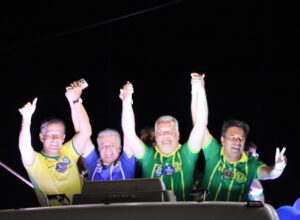 Edson Vieira recebe Alfredo Gaspar e Mendonça em Santa Cruz do Capibaribe