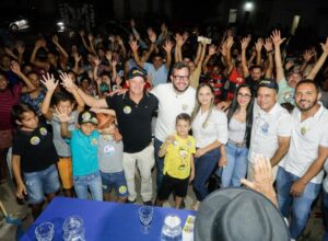 Gabriel Porto cumpre agenda no Sertão e fortalece laços políticos