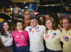 Eduardo da Fonte reforça parceria com Carlos Santana em Ipojuca