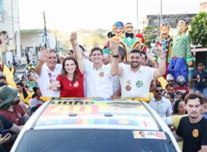 João Campos mobiliza lideranças em carreatas pelo Agreste e Mata Norte