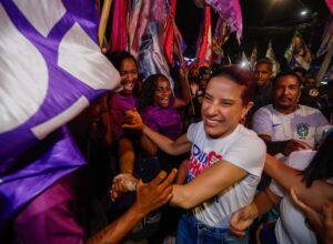 Raquel Lyra destaca obras e ações durante caminhada em Prazeres e Jordão