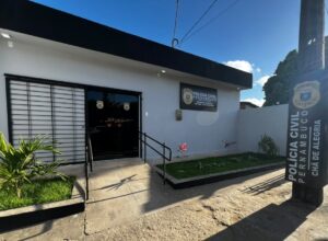 Governo de Pernambuco entrega delegacias reformadas em Sanharó e Chã de Alegria