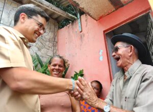 Recife inicia obra de proteção de encosta com geomanta em Água Fria