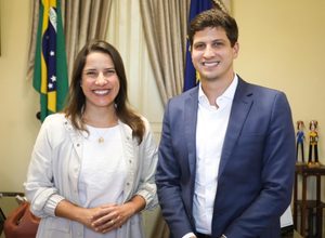 Em nova rodada da Quaest, Raquel Lyra tem 43% e João Campos 37%
