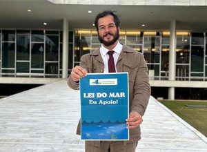 Lei do Mar avança no Senado após articulação de Túlio Gadêlha na Câmara
