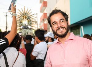 Túlio Gadêlha intensifica agenda no Sertão com obras, procissão e caminhada