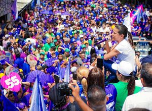 Durante caminhada em Casa Amarela, Raquel garante expansão do HR