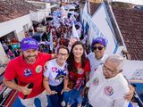 Débora Almeida percorre Terezinha e participa de ato no Recife