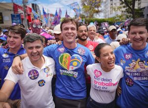 Em Petrolina, Raquel Lyra reforça parceria com Eduardo da Fonte