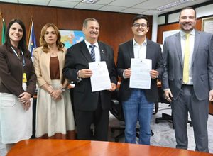 Recife e TRE-PE fecham acordo para transporte de eleitores com deficiência nas eleições