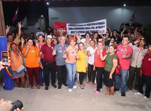 Viviane Facundes se reúne com Movimento por Moradia Popular de Pernambuco