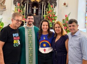 Antônio Moraes acompanha Raquel Lyra em visita ao Santuário da Mãe Rainha
