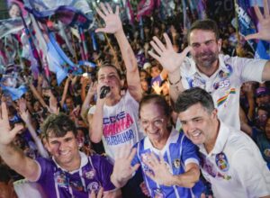 Raquel Lyra e Eduardo da Fonte mobilizam Paudalho em caminhada