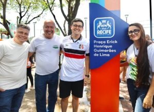 Recife entrega duas praças requalificadas em Chão de Estrelas 