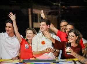 João Campos percorre Litoral Norte e destaca potencial da região