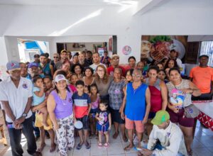 Débora Almeida reforça compromissos durante agenda em Itamaracá e Recife