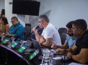 Prefeitura de Caruaru discute segurança nas feiras e outros pontos do município