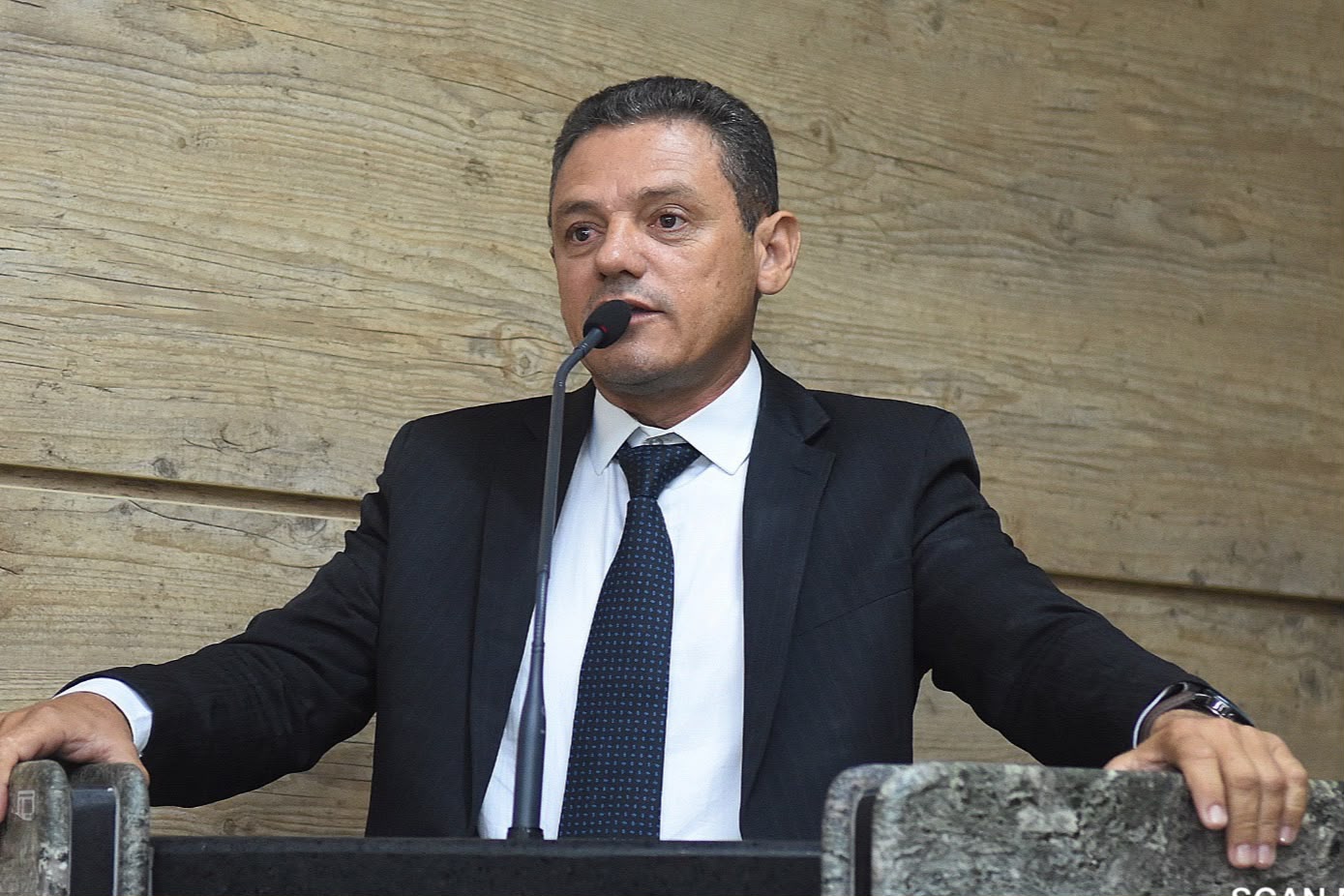 Galego de Lajes é eleito presidente da Câmara de Caruaru por unanimidade