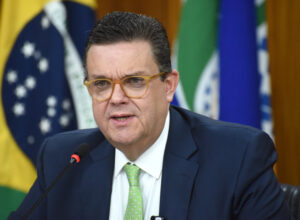 Coluna da sexta: um pernambucano que merece permanecer na Esplanada