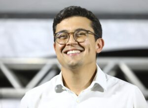 Coluna da quinta: o papel de Victor na defesa do legado de João