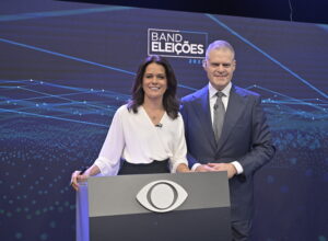 Mediadores demonstram firmeza em debate marcado por tensão na Band