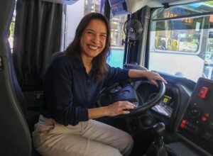 Raquel garante transporte intermunicipal e metropolitano gratuito no 2º turno