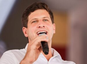 João reforça compromisso com ampliação e interiorização da saúde