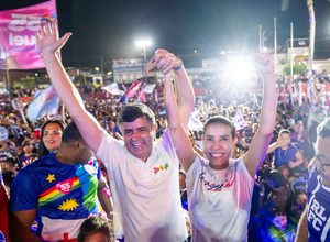 Eduardo da Fonte e Raquel participam de último comício da campanha em Paudalho