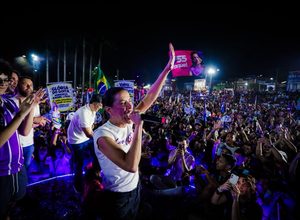Em último ato com discurso, Raquel Lyra destaca entregas e fala sobre segundo mandato