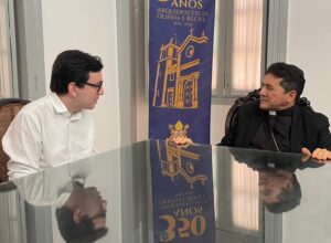 Raffiê Dellon discute pautas cristãs com arcebispo de Olinda e Recife