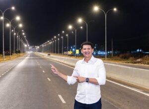 Petrolina recebe nova iluminação em LED na BR-407