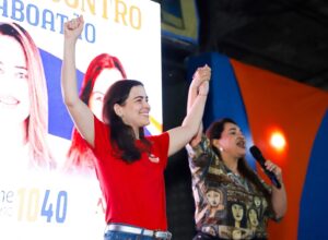 Em Jaboatão, Maria Arraes e Aline Mariano realizam reunião com apoiadores