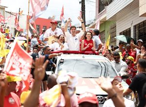 Em Ipojuca, João Campos reforça proposta do Nome Limpo Pernambuco