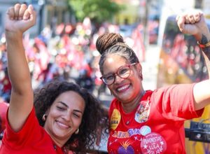 Jô Cavalcanti e Rosa Amorim fazem maratona de agendas em apoio a Lula com convidados e transmissão ao vivo