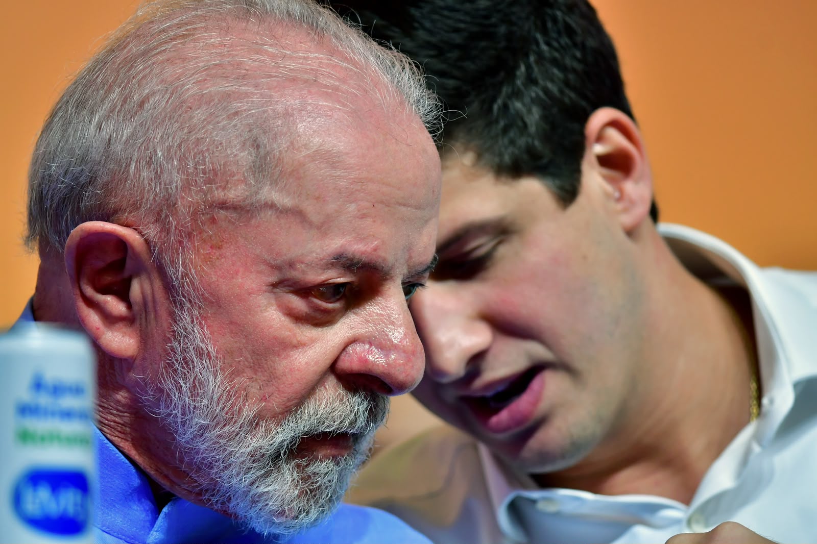 João Campos vai a Brasília para reunião da campanha de Lula para o segundo turno