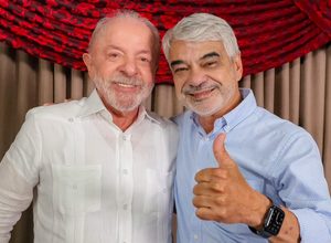 Após reeleição, Humberto se reúne com Lula para reforçar campanha no 2º turno