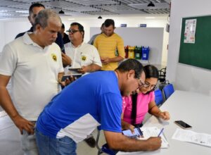 Taxistas do Cabo recebem capacitação em inglês para atendimento a turistas