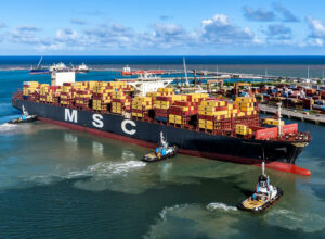 Marinha autoriza novas profundidades no Porto de Suape